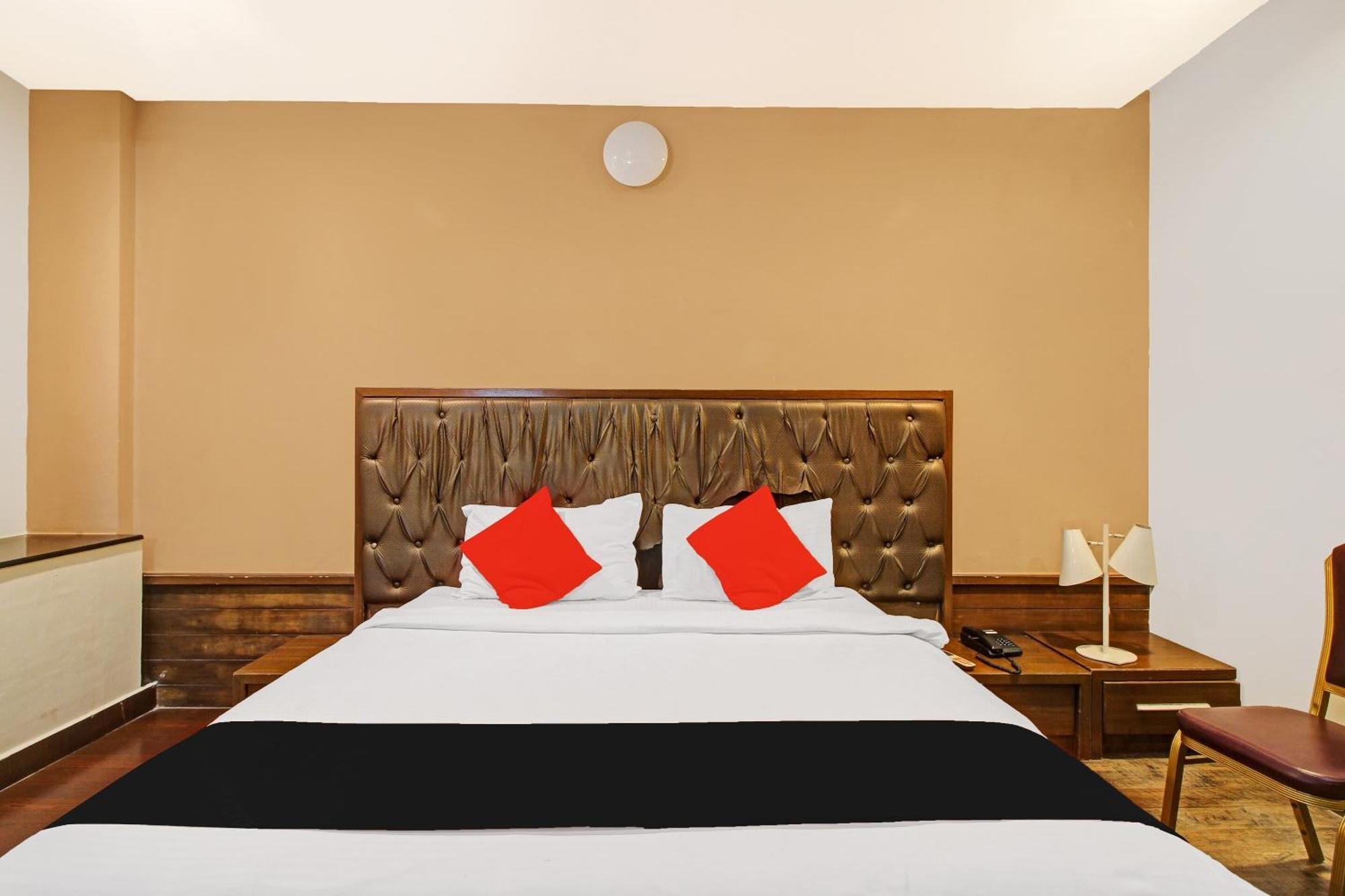 Collection O 82357 Hotel Surabhi Pride Trimulgherry Eksteriør billede